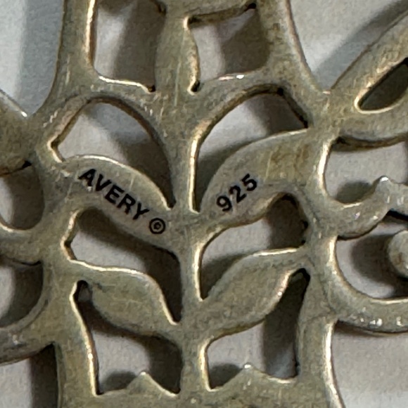 James Avery Retired Vintage Open Work Sterling Hummingbird Pendant - Rare - Picture 3 of 3